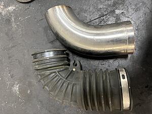 Intake boot cracks-0a678774-e21b-43c2-965e-e9ad0df53268.jpeg