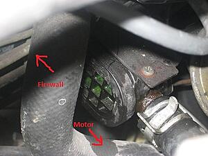 Need to id cooling system part betw. motor and firewall-ajg5i.jpg