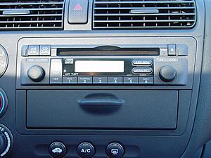 Stock radio guys, I need some info 2003 CL-S-radio.jpg