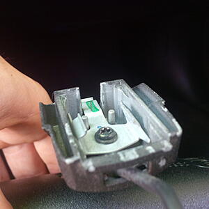 E-008: DIY: Rear View Mirror Rattle fix-f6f68eh.jpg