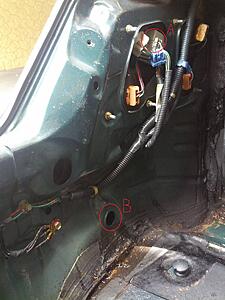 How to fix water leaking from tail light into trunk 99 TL [pics]-yzwxqr1.jpg