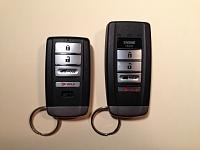 Is the OEM Remote Start Key Fob the same size as the regular OEM Key Fob?-photo.jpg
