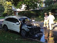 MDX Caught Fire While Parked-fire-3.jpg
