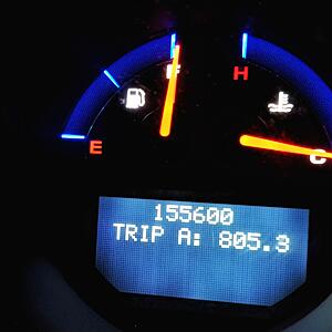 What's the mileage on your 3G? Still going strong?-mr2dl50.jpg