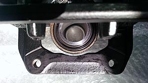 BrakeMotive Caliper Defect?-rightcaliperseal_ok.jpg