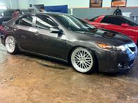 Can anyone tell me wat kind of rims these are?-409566_341446405896047_100000920702669_1081419_9055180_n.jpg