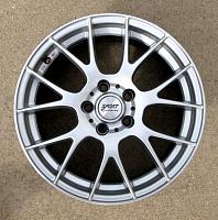 215/50R17 Ultrgrip Ice Tires-wheels-001.jpg