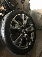 4G oem 19&quot; SH-AWD wheels + TPMS (chicagoland) 5X120-img_5772.jpg