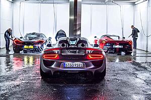 Top Gear: Poopdick McFartington vs McLaren P1 vs Porsche 918-hmmplq7.jpg