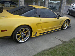 Driving though a small town in Ohio, and saw this... (NSX)-sowws.jpg