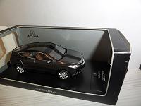 Anyone seen the Acura promotional diecast 1:43 scale ZDX models at any dealer?-dsc03196.jpg